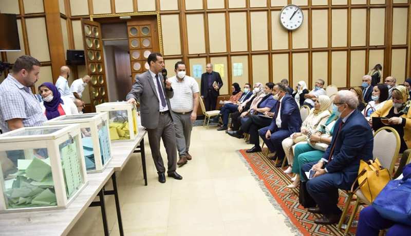 مجموعة الافلان تستكمل عملية تجديد ممثليها بهياكل المجلس الشعبي الوطني