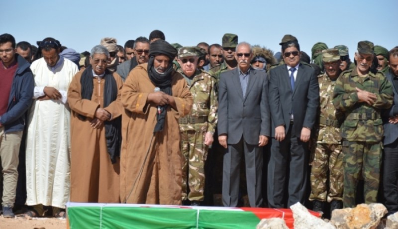 تشييع جثمان البخاري أحمد إلى مثواه الأخير بمقبرة السمارة بمخيمات اللاجئين الصحراويين