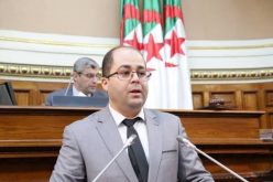 بومزار يدعو الإعلام إلى تنوير الرأي العام بتحري صدق المعلومة