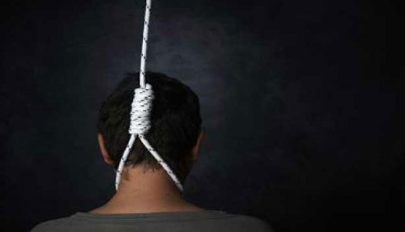 دركي يضع حدا لحياته شنقا بالبويرة