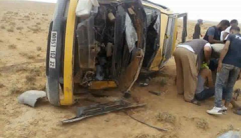 هلاك شخص و8 جرحى اثر انقلاب سيارة أجرة في البيّض