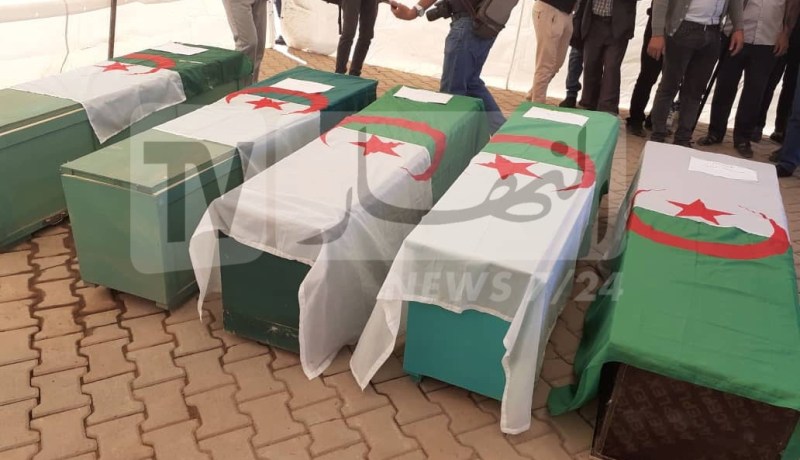 تشييع ضحايا انفجار البيض بمقبرة سيدي أحمد