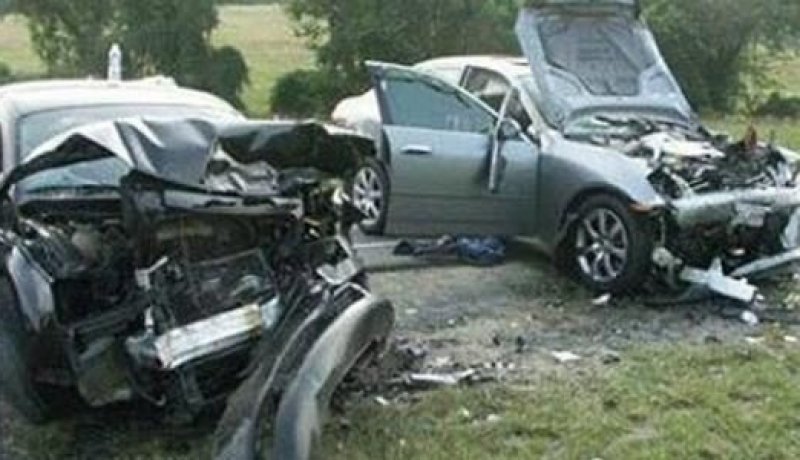 البيض: وفاة 4 أشخاص من عائلة واحدة في حادث مرور أليم بالكاف لحمر
