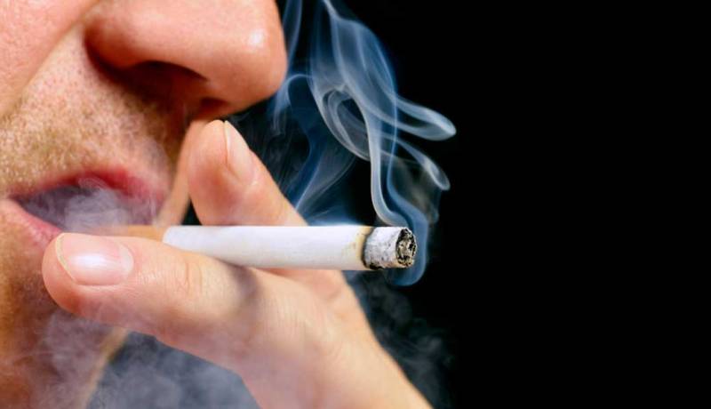 التدخين يسبب ضعف السمع
