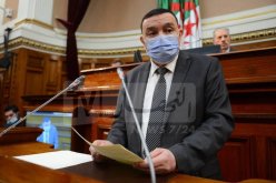 واجعوط.. الامتحانات الرسمية ستكون على ما تم تدريسه حضوريا