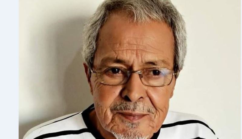 وفاة الفنان والشاعر محمد عنقر الملقب بـ”صانع المشاهير”