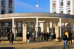 الأساتذة الجامعيون يقترحون اعتماد التعليم عن بعد والتنسيق مع وزارة التربية لتحديد تاريخ ونتائج الباك