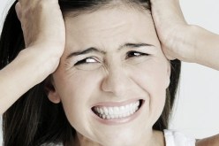 أسناني تصطك في المنام… جدال بين أفراد الأسرة