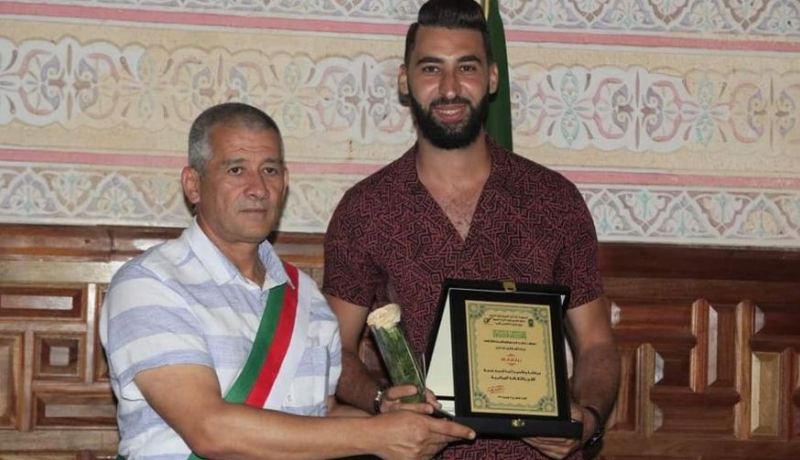 بلدية الجزائر الوسطى تكرم فنانين غنوا للخضر