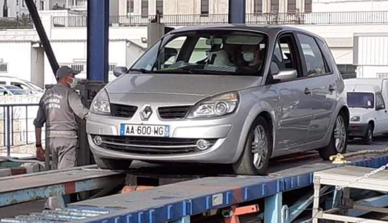 بالصور.. اجراءات جمركية بميناء الجزائر تحسبا للرحلة البحرية بين الجزائر ومرسيليا