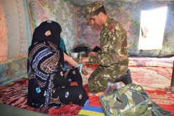 بالصور.. الجيش يتكفل صحيا بالبدو الرحل في بشار وتندوف وأدرار