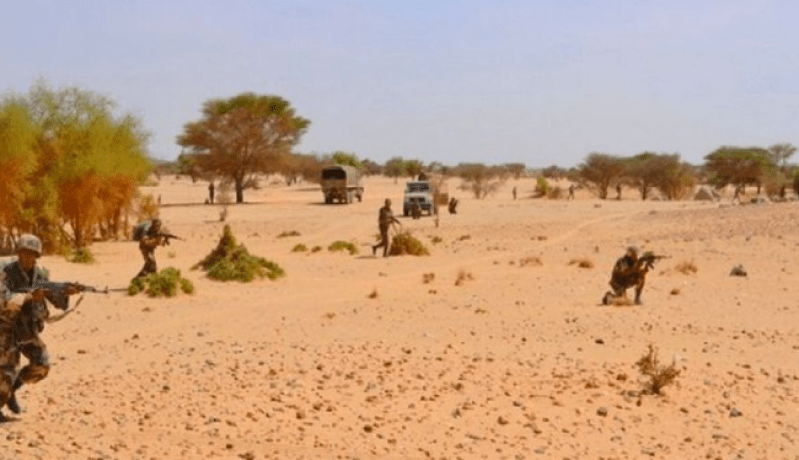 الجيش يضبط 19 جهاز كشف عن المعادن و 10 مولّدات كهربائية بعين قزام