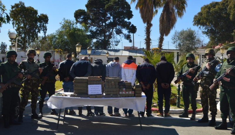 الجيش يوقف ستة تجار مخدرات ويحجز 31 ألف قرص مهلوس