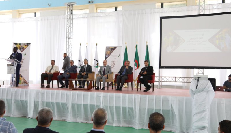 بالفيديو.. أكبر محاكاة ميدانية لشعيرة الحج في الجزائر