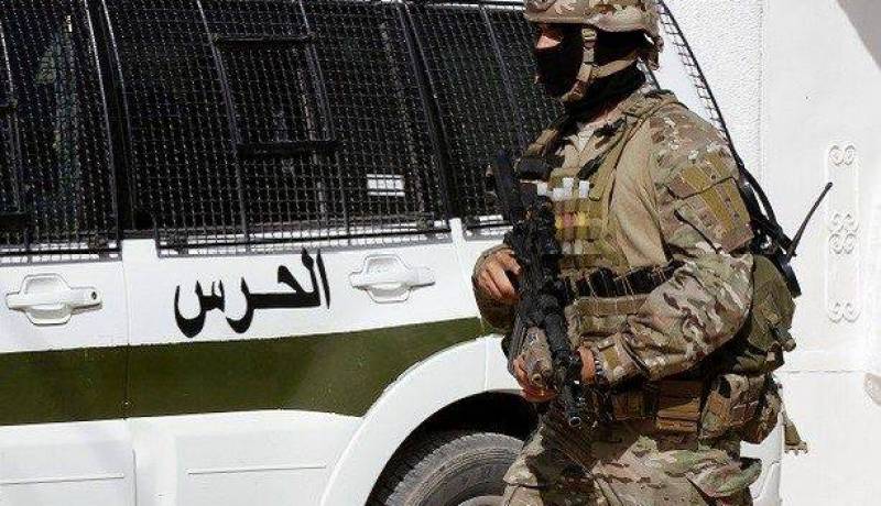 توقيف جزائري اجتاز الحدود التونسية خلسة