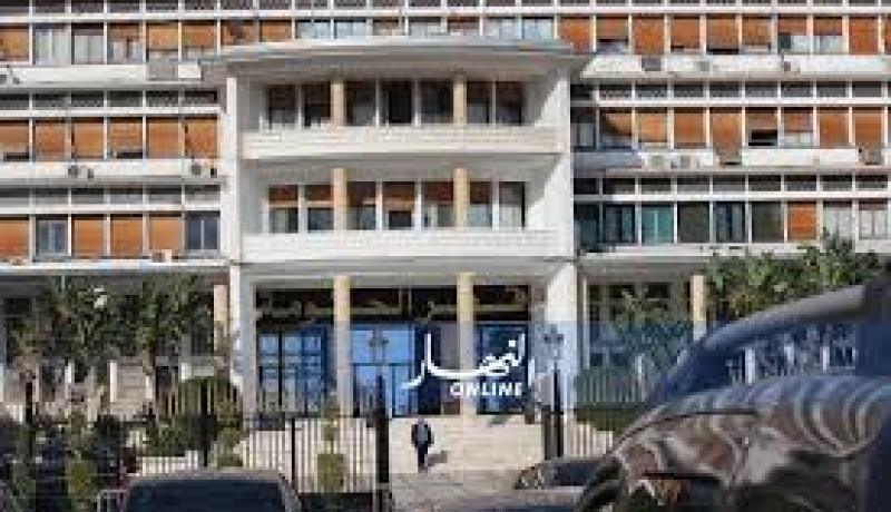 الحكومة تصادق على مشروع قانون حماية السلك الطبي