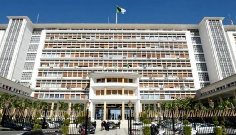 “استشارتك” تطبيق يتيح للمواطن المشاركة في تسيير شؤونه المحلية