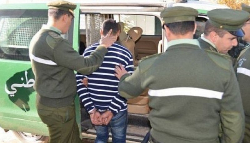 الدرك يوقف 14 شخصا كانوا يحضرون للحرقة بوهران