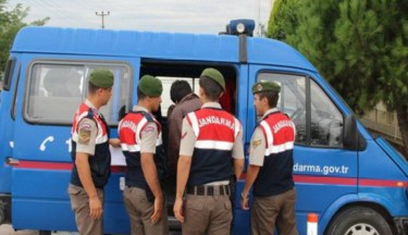 تركيا: قوات الدرك تضبط 24 مهاجرا غير شرعي جنوب غربي البلاد