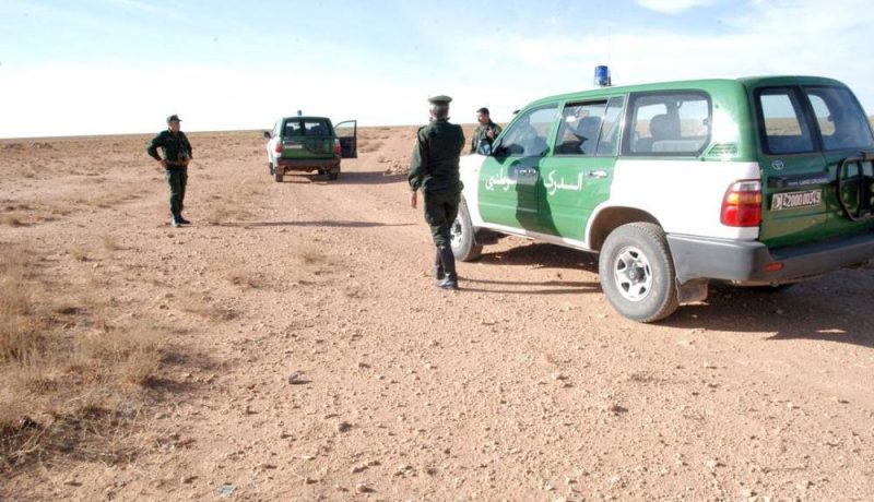 الوادي.. عصابة تعتدي على مرضى وترميهم في صحراء دوار الماء الحدودية
