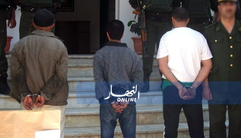 الدرك الوطني يطيح بشبكة اجرامية مختصة في النصب والاحتيال