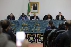 بالصور.. الديوان الوطني للحج والعمرة يجتمع لدراسة تعويضات الحجوزات الخاصة بالعمرة