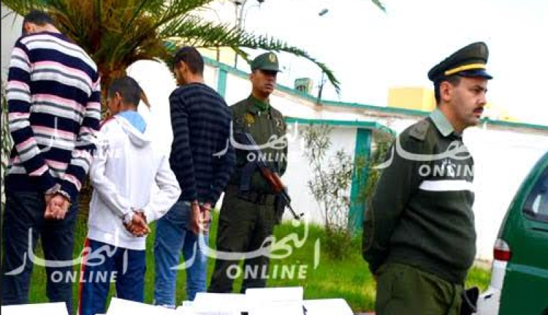 الإطاحة بعصابة لترويج المخدّرات وحجز قرابة 50 كغ من الزطلة بمستغانم