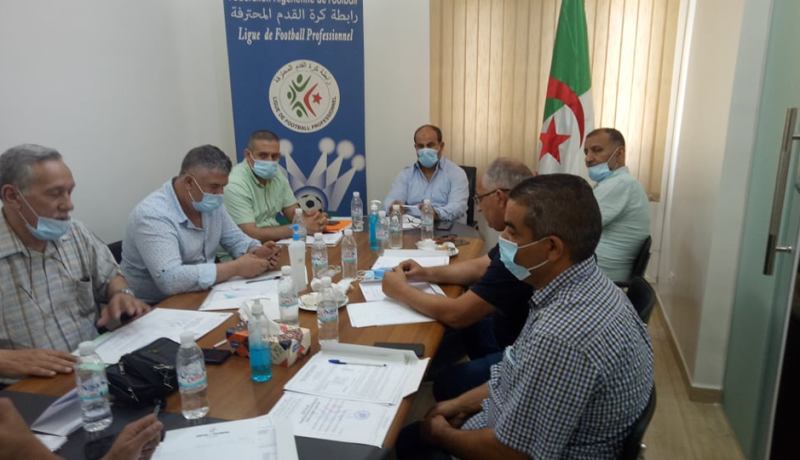 الرابطة تستشير النوادي حول مستقبل البطولة !