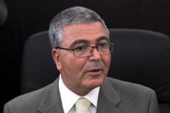 وزير الدفاع التونسي يعلن ترشحه للإنتخابات الرئاسية