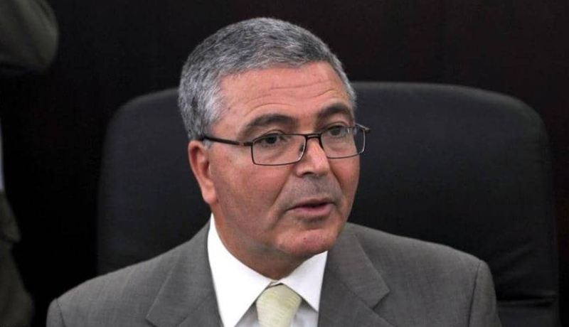 وزير الدفاع التونسي يعلن ترشحه للإنتخابات الرئاسية