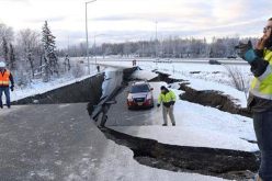 زلزال مدمر بقوة 7.8 درجة يضرب ألاسكا ومخاوف من وقوع “تسونامي”