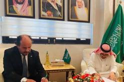 السفير السعودي يسلم 350 طن من التمور لبرنامج الغذاء العالمي في الجزائر