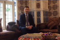 بالفيديو ..السفير البريطاني يهنئ الجزائريين بمناسبة “يناير”