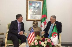  “جون ديسروتشر” يلتقي بولد عباس