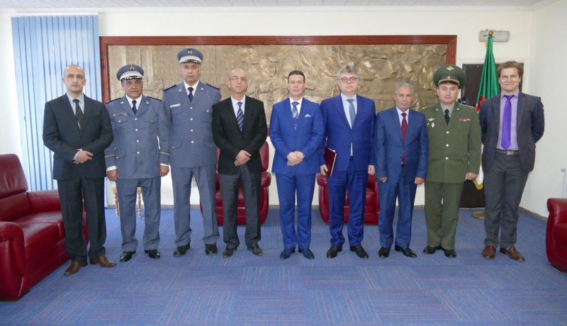 بالصور.. السفير الروسي في زيارة إلى المديرية العامة للحماية المدنية