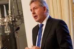 السفير البريطاني لدى الولايات المتحدة يستقيل من منصبه