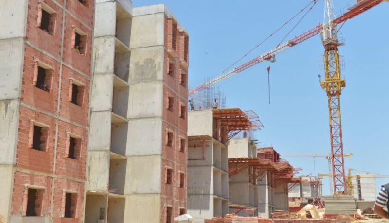 السكن.. انطلاق أشغال 225 ألف وحدة قبل 30 أفريل