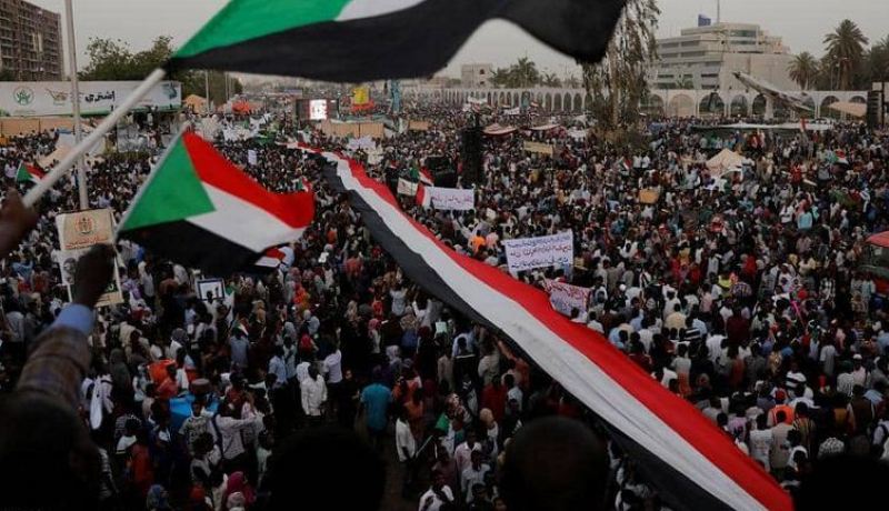 تجمع المهنيين بالسودان: تشكيل مجلس سيادي “مدني” هذا الأحد