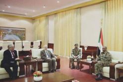 مباحثات بين رئيس المجلس العسكري السوداني والمبعوث الأمريكي