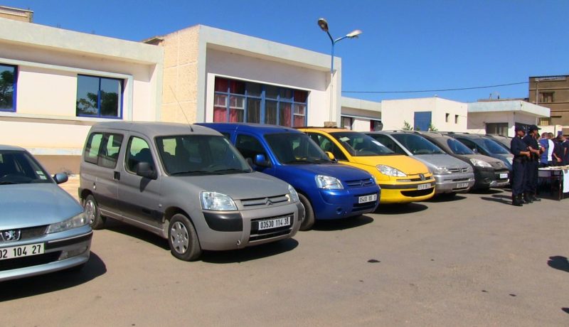 باستعمال جهاز التحكم.. الحبس لمسبوق يسرق السيارات المركونة
