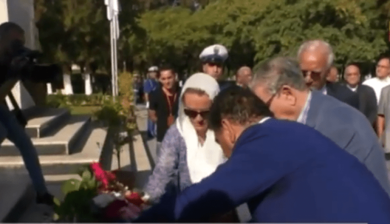 إحياء الذكرى الخامسة لرحيل الرئيس الشاذلي بن جديد بمقبرة العالية