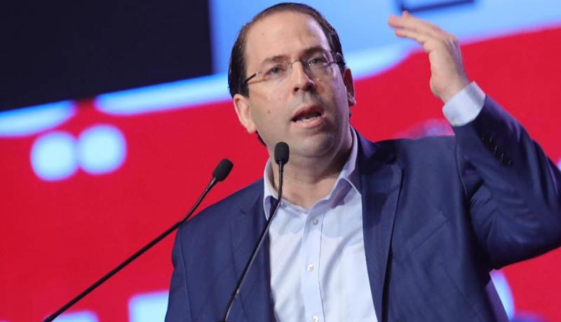 رئيس الحكومة التونسية يهنئ قيس سعيد بالفوز في الانتخابات