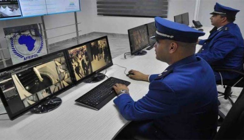 بومرداس: الشرطة تستقبل أكثر من 21 ألف إتصال في الثلاثي الأول لسنة 2021