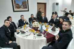 وزير الصحة يقيم مأدبة عشاء على شرف العائديين من ووهان وطاقم طائرة الجوية الجزائرية