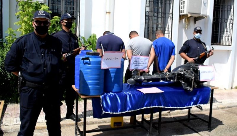 الطارف.. الإطاحة بشبكة إجرامية جديدة مختصة في تنظيم رحلات “الحرقة”