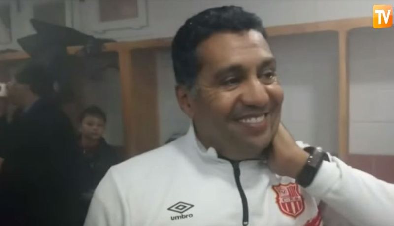 بالفيديو.. لاعبو بلوزداد يحتفلون بعيد ميلاد “الطاوسي” ويُهدونه الفوز