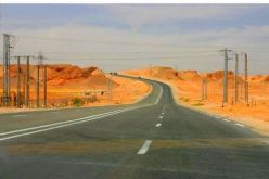 الحكومة تدرس عصرنة الطريق الوطني رقم 6 لفك العزلة عن ببرج باجي مختار وتيمياوين