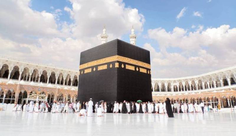 السعودية.. فتح العمرة للمعتمرين خارج المملكة ابتداءً من 1 نوفمبر المقبل