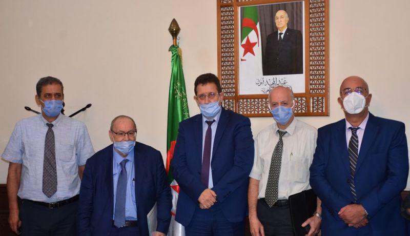 حمداني يستقبل المدير العام للوكالة الجزائرية للتعاون الدولي من أجل التضامن والتنمية