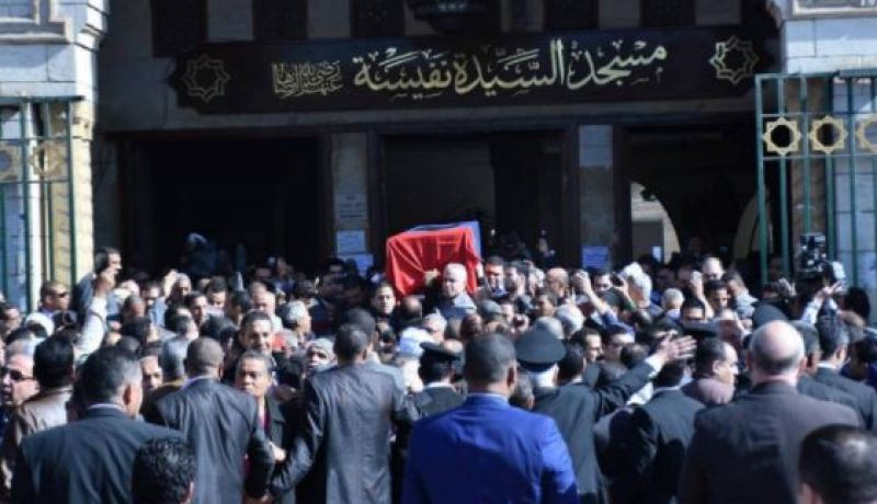 بالصور.. تشييع جثمان الراحلة شادية إلى مثواها الأخير